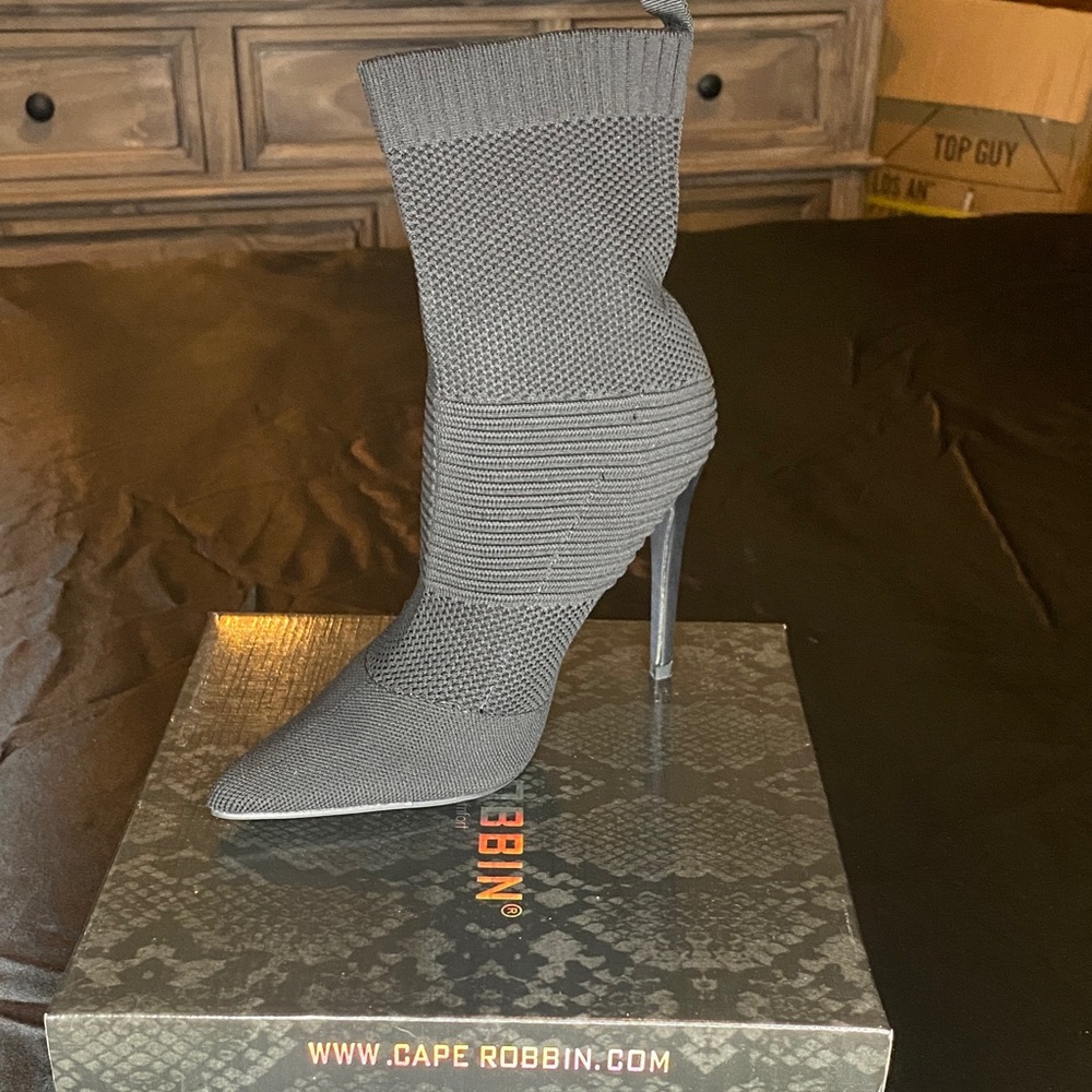 Cape Robbin Charcoal Knit Heeled Boots